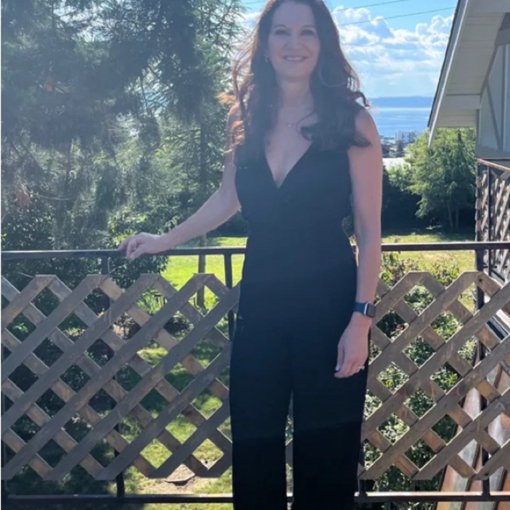 Luluās Kiska Black Lace Jumpsuit Large - Picture 11 of 12